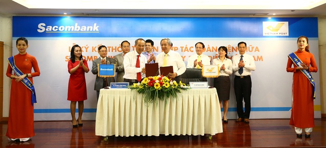 Sacombank hợp tác Viet Post